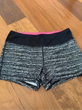 Material Girl Black Marled Athletic Shorts with Pink Waistband